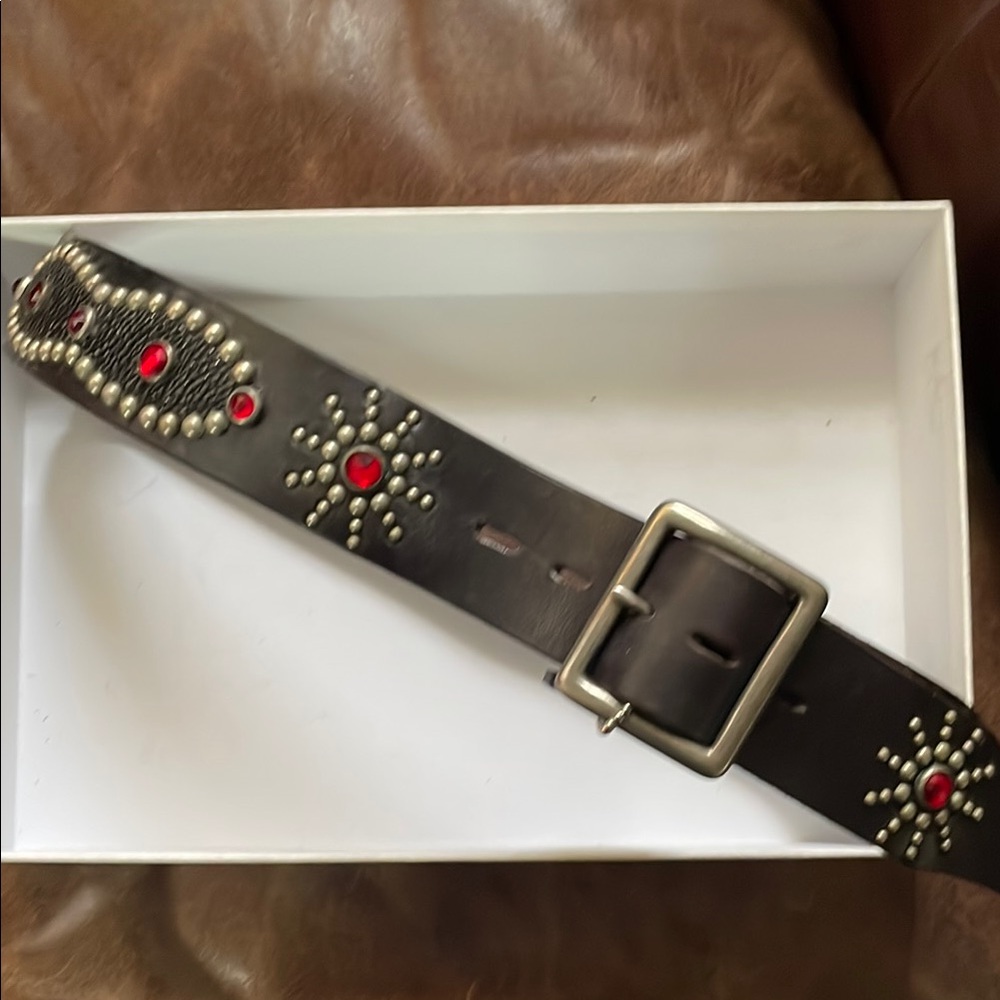 HTC Black Leather Red Crystal Jeweled Studded Stingray Peanut Rockabilly Belt 32 - Picture 7 of 10